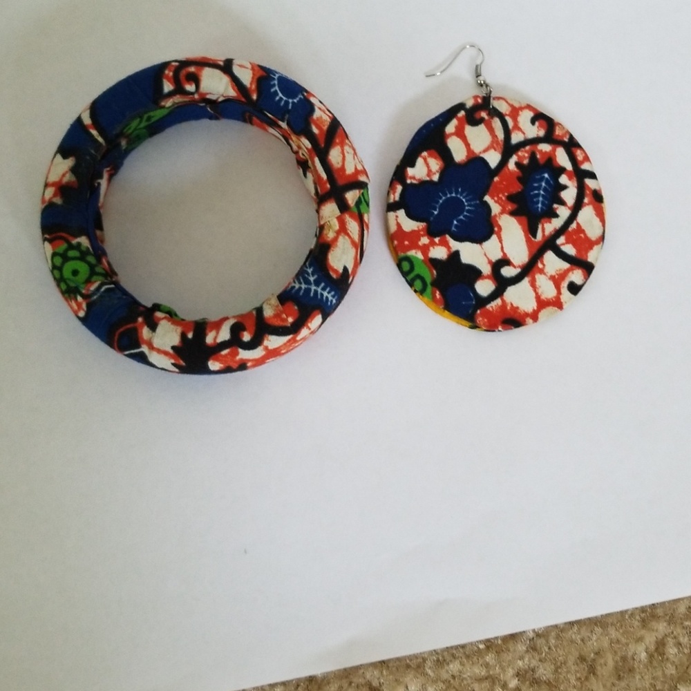 African print bangles. - Picture 3 of 5